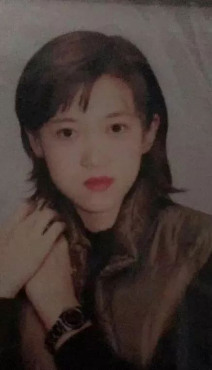 20年前的父母和现在父母的对比,20年前的爸妈照片