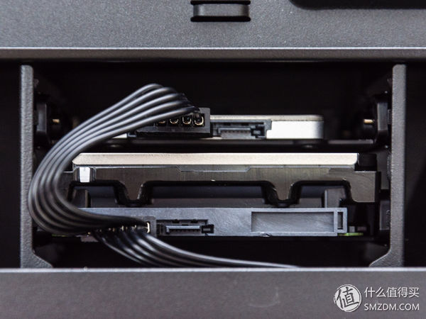 灯，灯灯灯灯！酷冷至尊H500MARGB游戏机箱深度测评