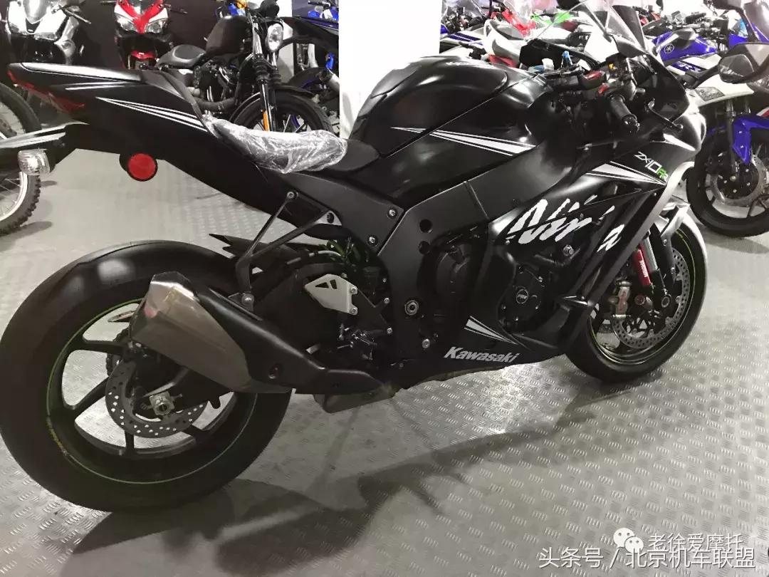 2024川崎zx10rr发布大图,川崎zx-10r2024款极速测试