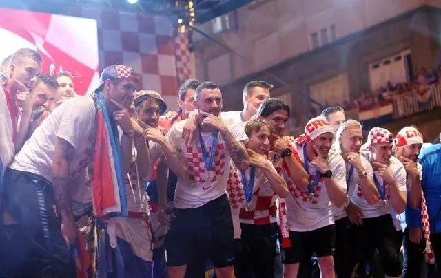 长度最短综合性能最强的无托步枪,无托式步枪克罗地亚