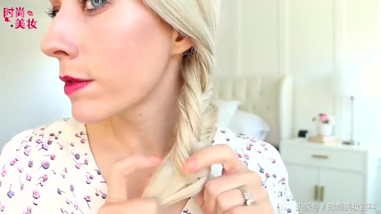 鱼尾辫教程短头发,鱼尾辫马尾发型步骤