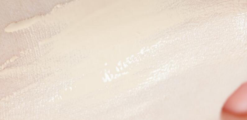 雅诗兰黛粉底液色号3w1试色,雅诗兰黛粉底液全系列色号测评