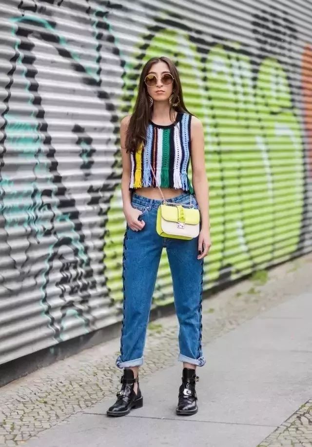 宽条纹和细条纹搭配,黑白条纹和白黑条纹怎么搭配