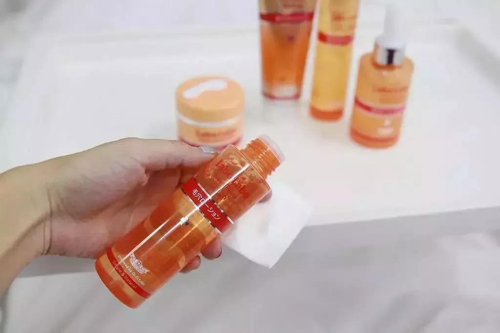 一秒祛黑头粉刺痘痘,十秒去黑头的护肤品