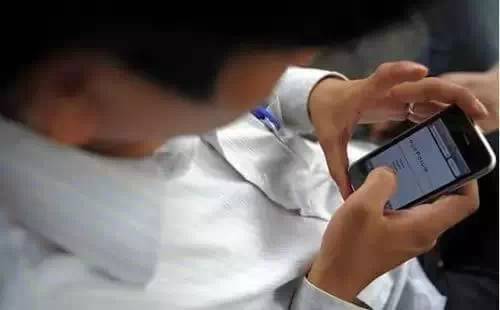 手机要不要贴膜最佳选择,手机贴钢化膜要不要把原装膜撕掉