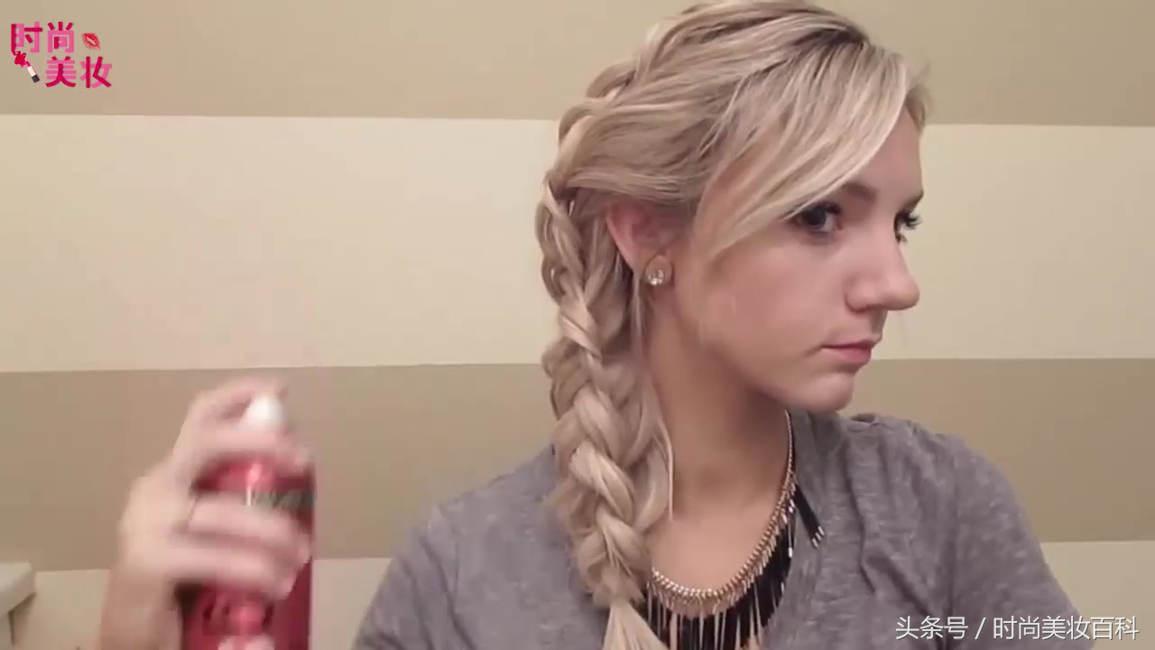 鱼骨辫编发教程,怎么编织人鱼马尾辫