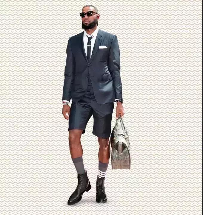 当体坛大咖都去追求时尚,模特“要抢饭碗嘛……”