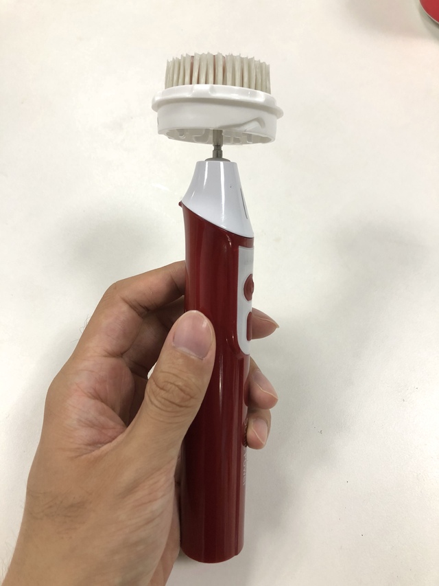 *力暴**拆解3款网红洁面仪，我发现一个大秘密Skrrrr