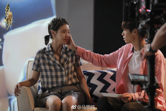 网友纷纷在七月求她保佑，女星微博被爆