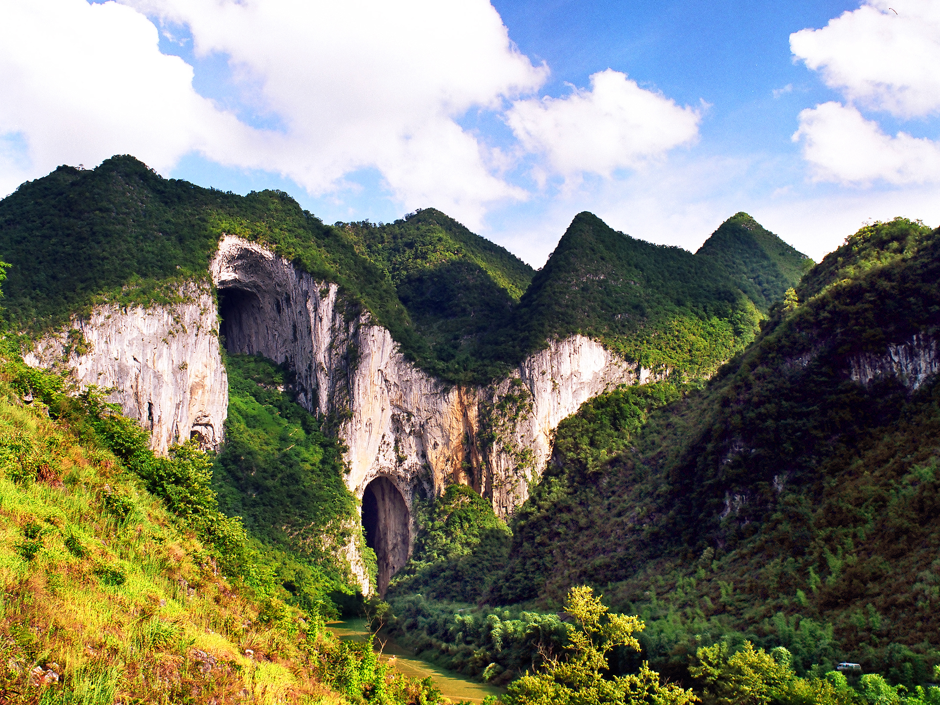 紫云县格凸河景区视频,紫云格凸河民俗文化展览馆