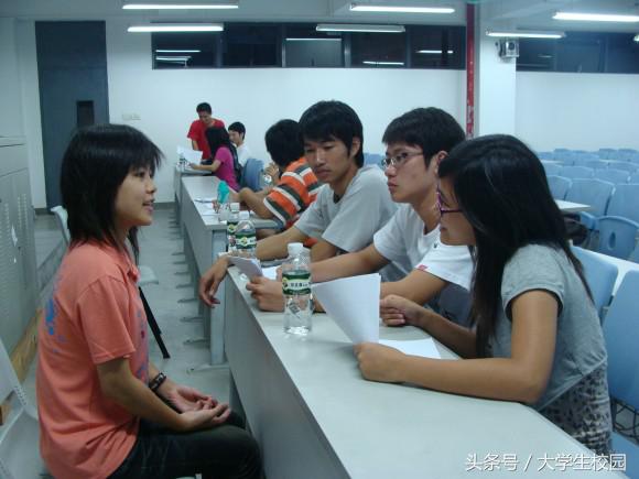 大学生进社团面试注意什么,大学生社团面试的技巧和注意事项