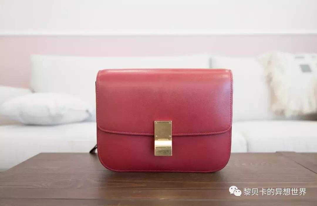 普通人怎么选择的包包又不撞大牌,好看的包包总是买不够