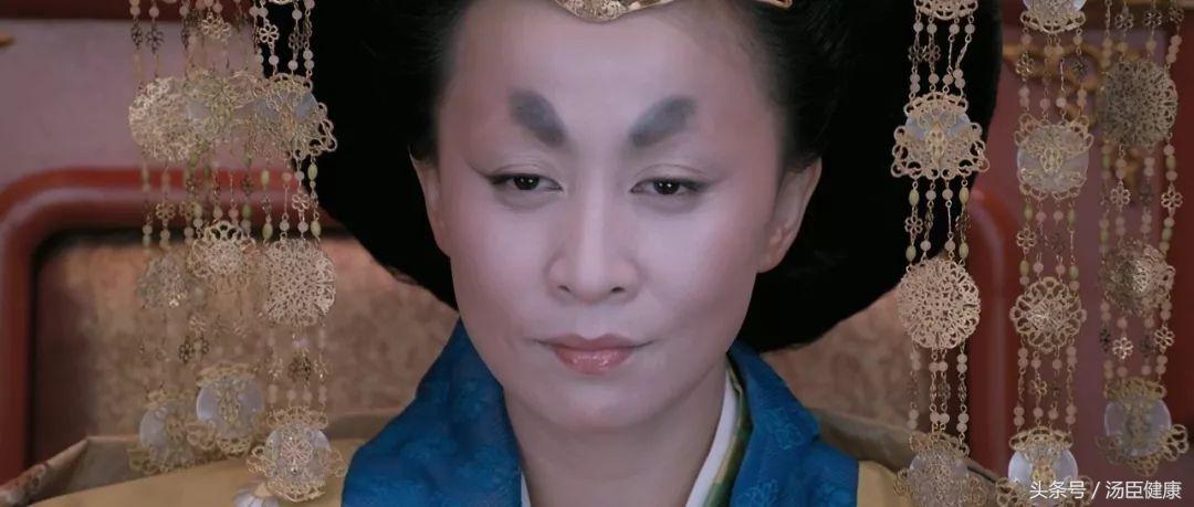 什么样的眉毛是杂乱眉,眉毛非常稀疏适合雾眉还是线条眉