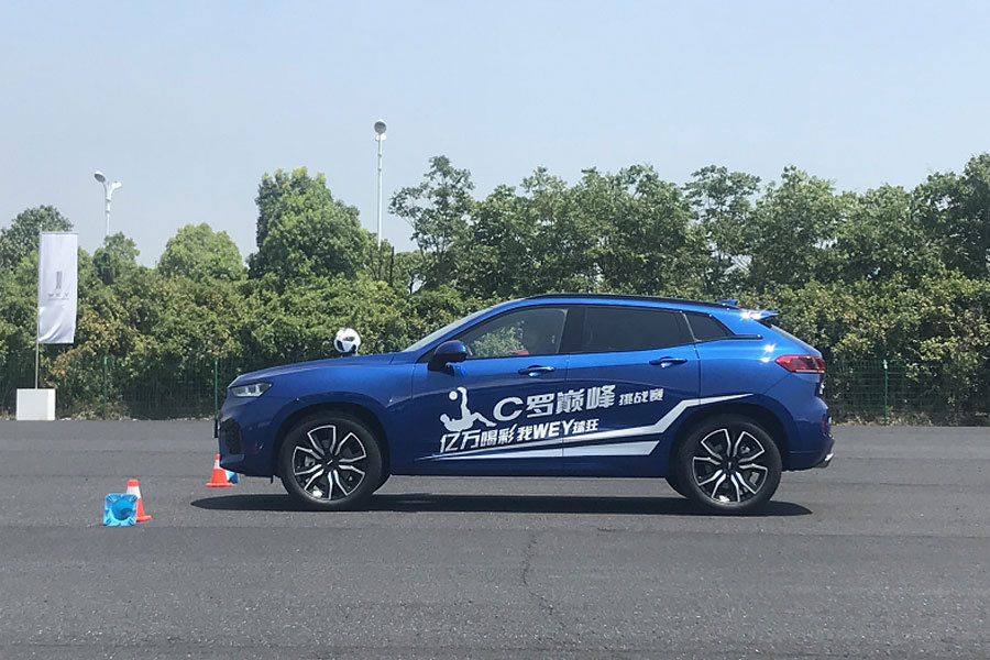 c罗的座驾到底有多豪,c罗的座驾有多厉害