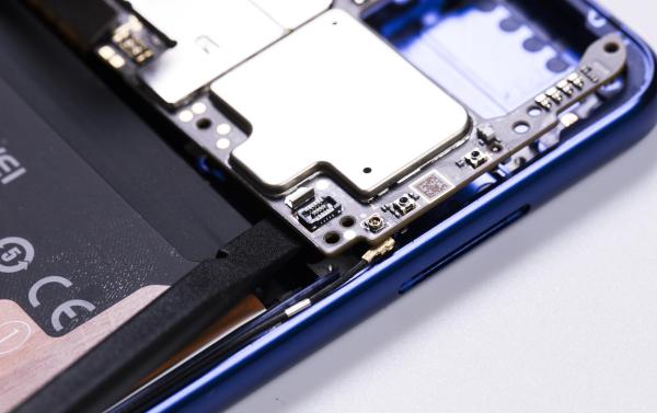 荣耀note10手机拆机视频,荣耀note10手机详细拆机视频