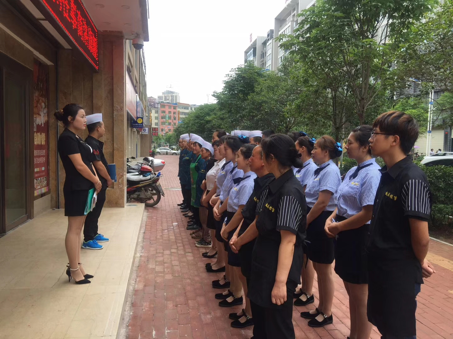 巾帼不让须眉的小女子,巾帼不让须眉的当代女性