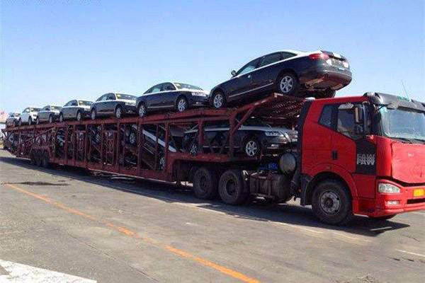 半挂车总感觉没劲是什么原因,半挂车不平稳的原因