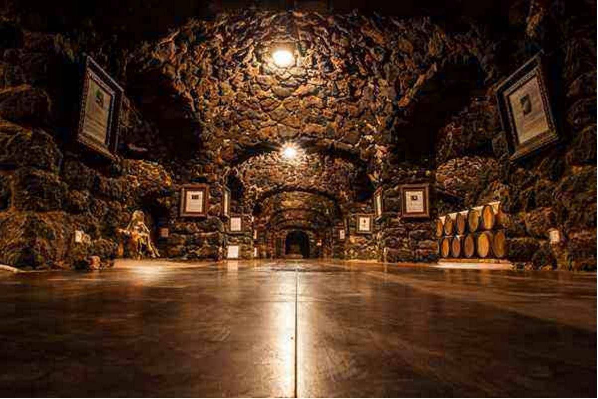 文成城堡六亿打造,文成城堡是景点吗