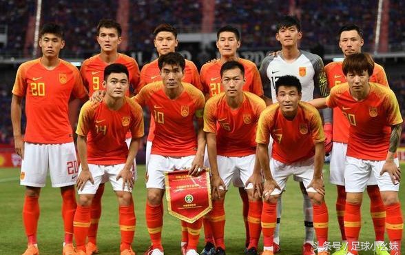 白岩松再批国足,白岩松对国足的态度