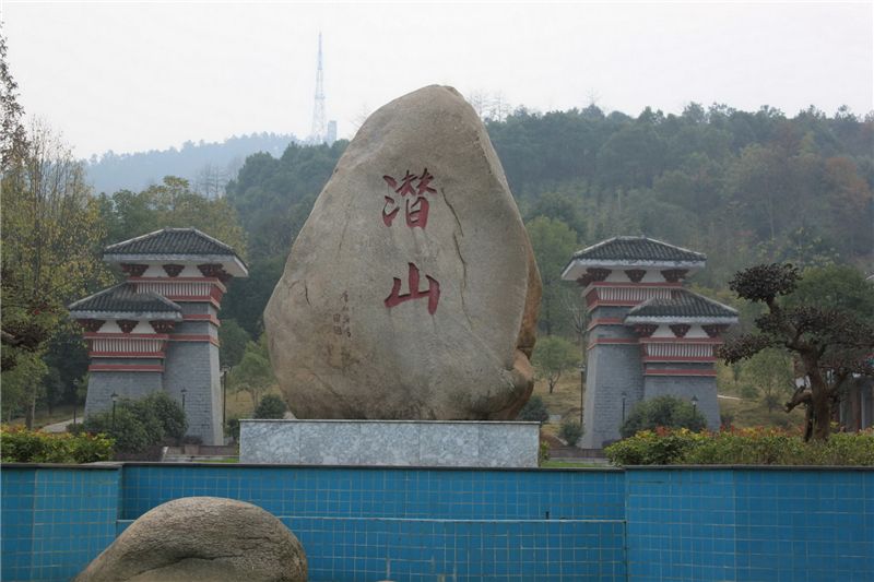 麻城三台八景指的是什么,湖北三大名胜是哪