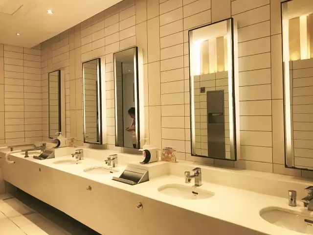 一篇有“异味”的测评文章，慎点！