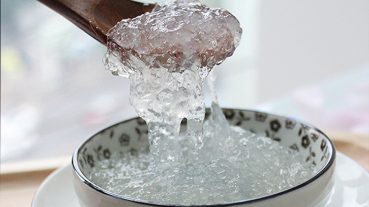 燕窝喝出好气色养出好容颜,养颜燕窝助你吃出冻龄肌