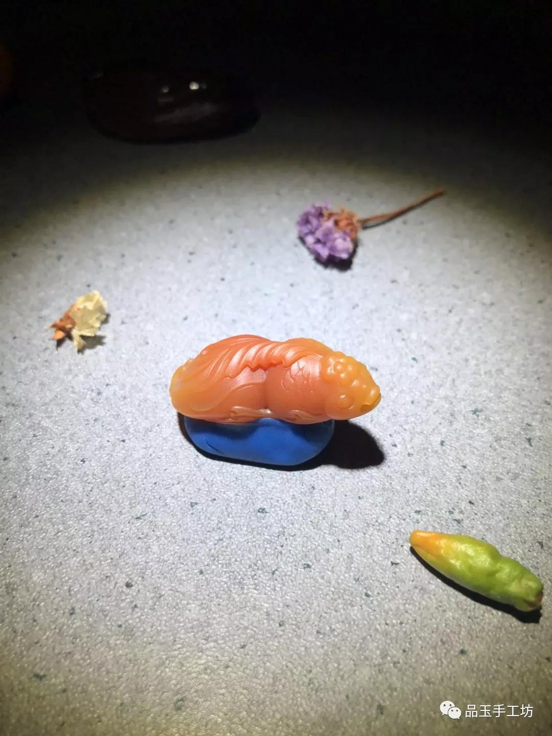 黄蜡石如何区分好坏,黄蜡石冻料和冰料怎么区分