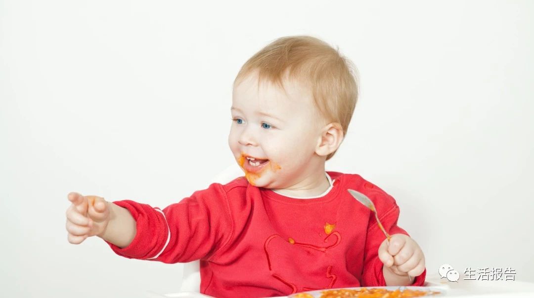 宝宝长牙期护理,宝宝长牙了吃手指要不要干预