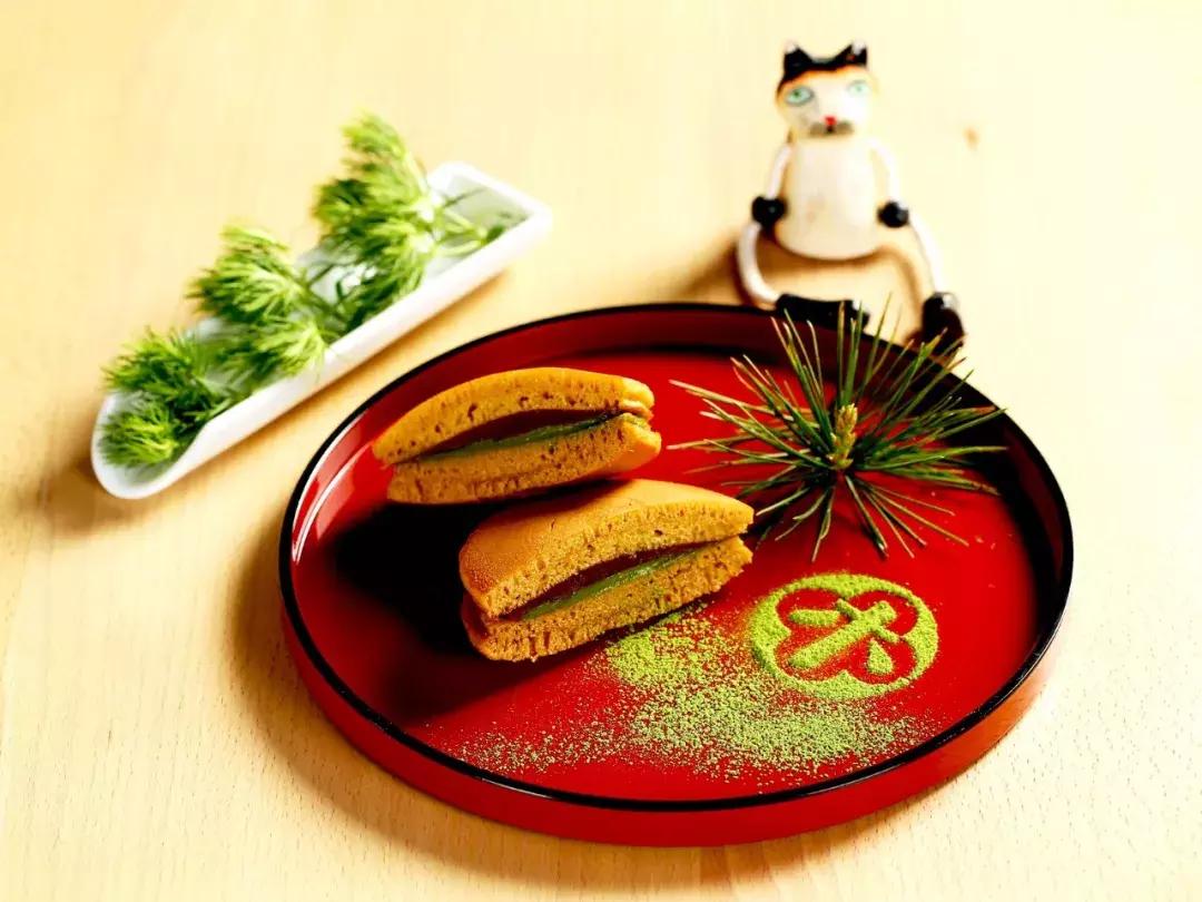 火爆的十款网红奶茶,推荐一款口碑最好的网红奶茶