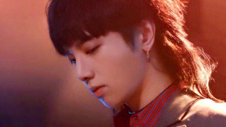 华晨宇吴青峰李宇春我只在乎你,明日之子2华晨宇vs吴青峰谁赢了