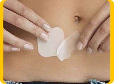 让女朋友吃避孕药被发现了,出差两个月发现女朋友在吃避孕药