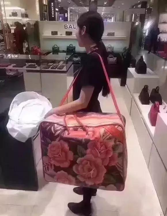 5000元左右的香奈儿,lv和香奈儿哪个便宜