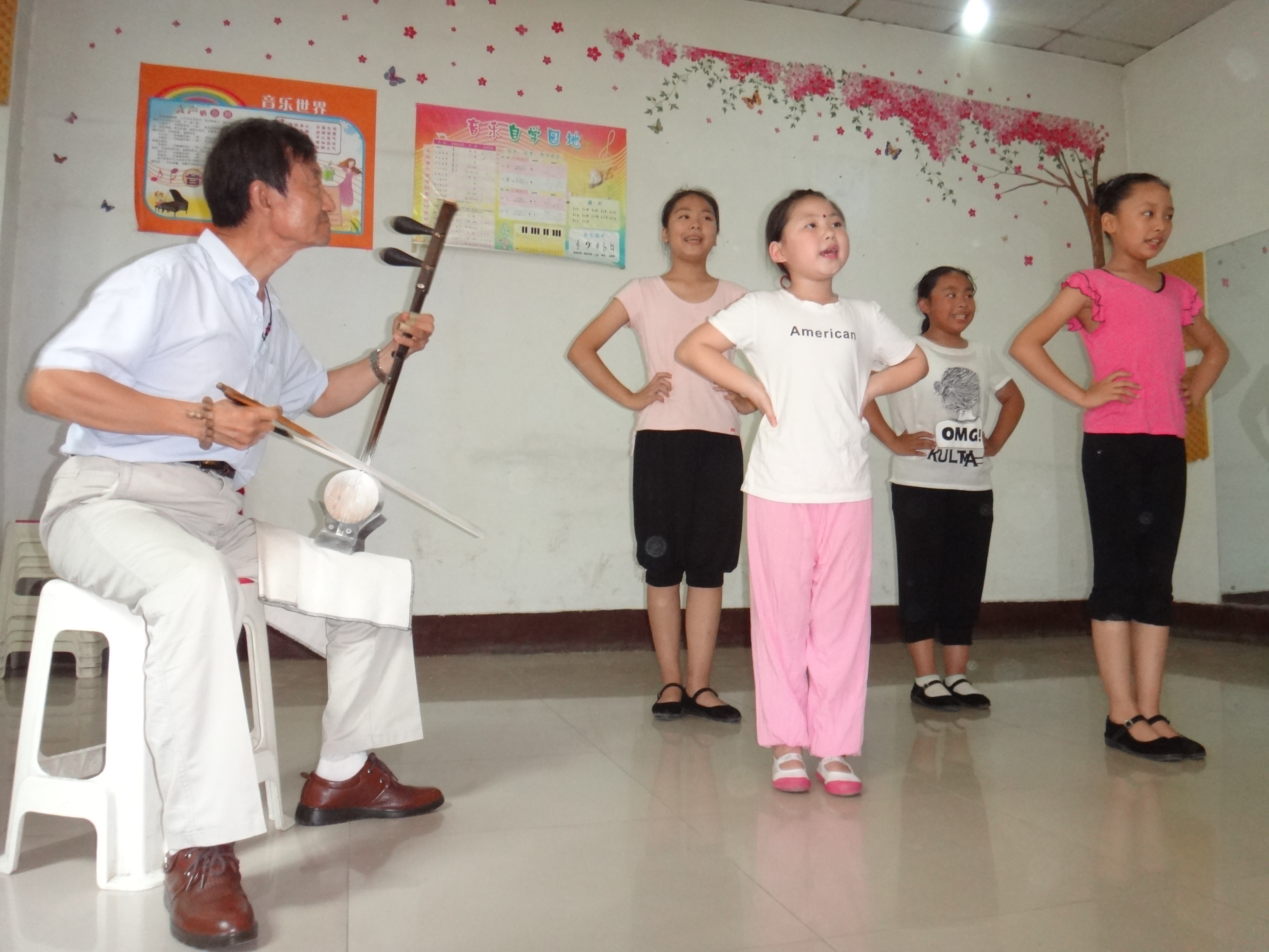 梅花香自苦寒来——张琬其获戏曲小梅花金奖纪实樊进举薛金山