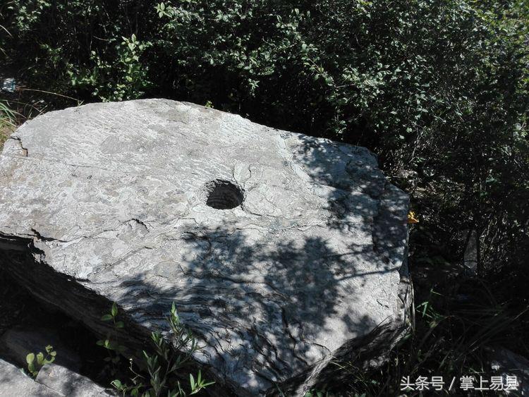 窟窿山,凤凰山星月