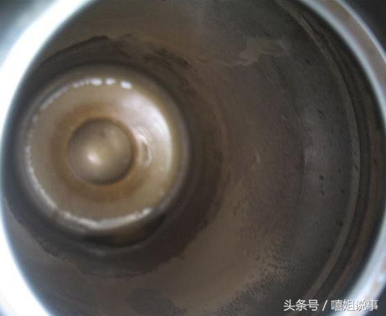 保温杯用久了臭,保温杯用久了有异味怎么回事
