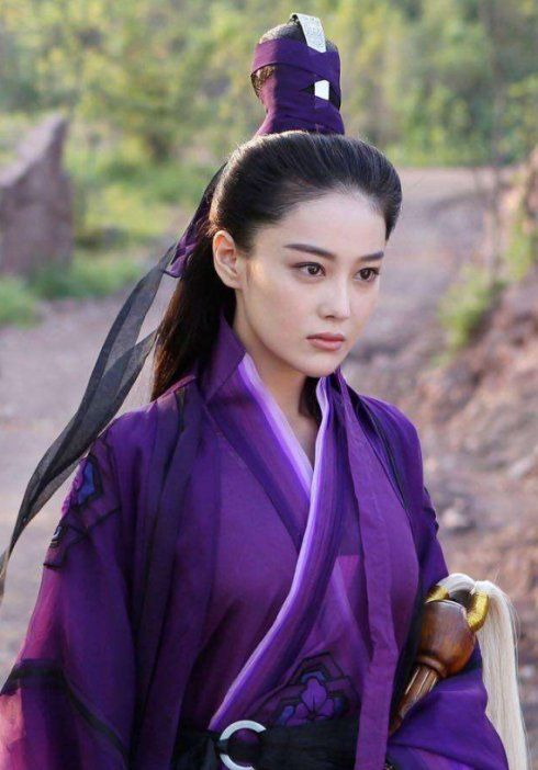 嫁给爱情的张馨予有多幸福,张馨予历经挫折终获幸福