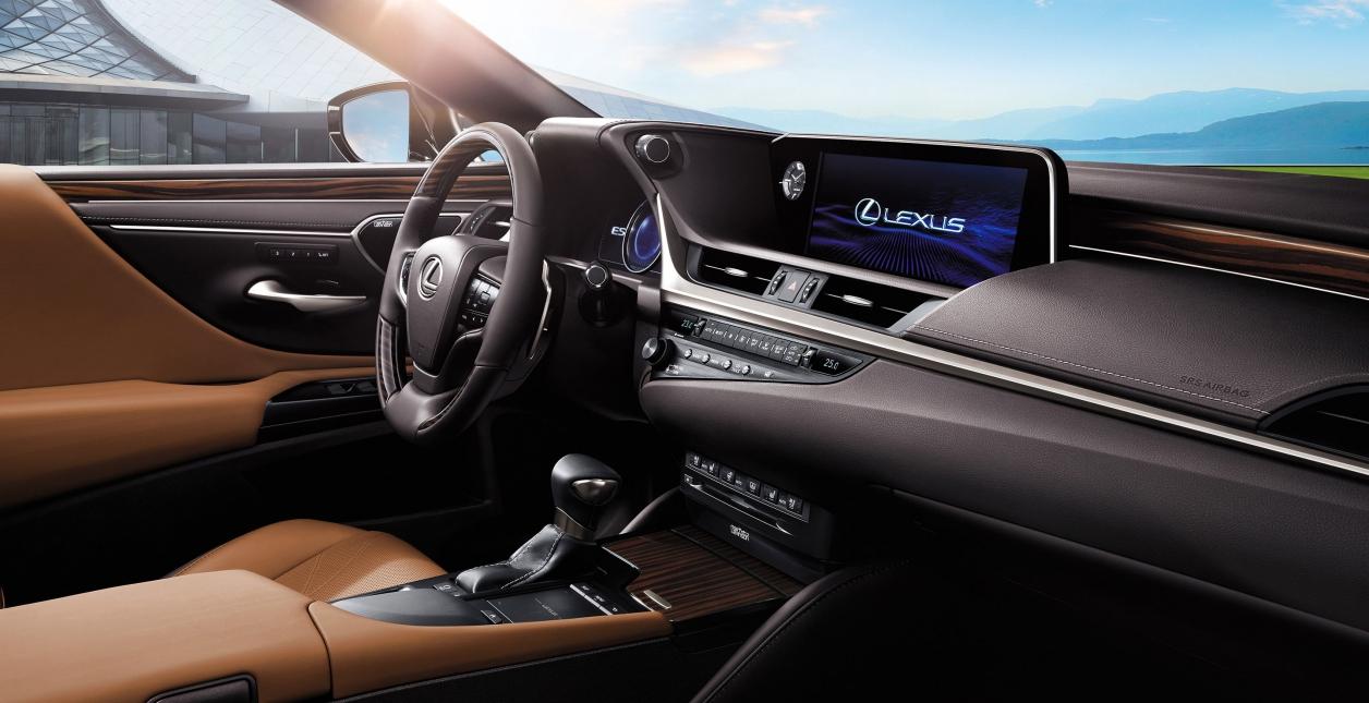 雷克萨斯es和凯美瑞的8at一样吗,雷克萨斯es300和凯美瑞2.5