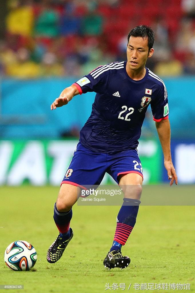 世界杯鸳鸯足球鞋,世界杯彪马鸳鸯足球鞋绿橙