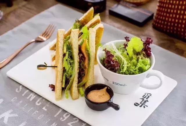 生活方式丨四个海归女孩，用一家店带给我们向往的生活