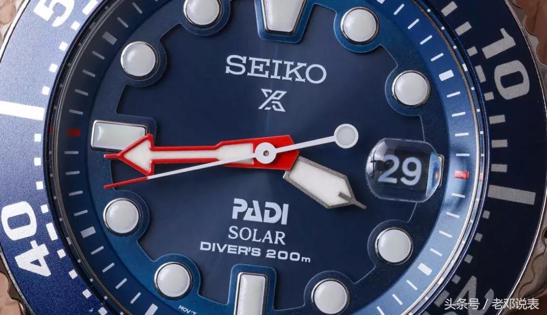 机械表比较特殊的换电池,石英表机械表误差