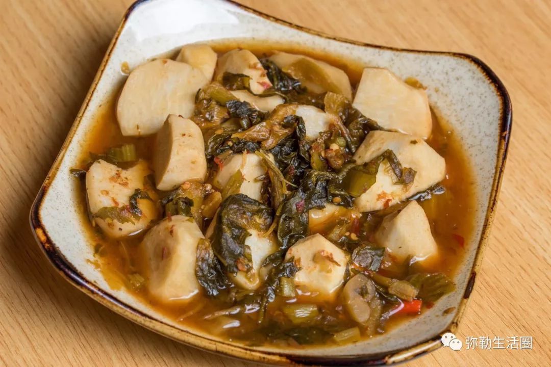 90后美女开轻食店,90后美女创业开快餐店