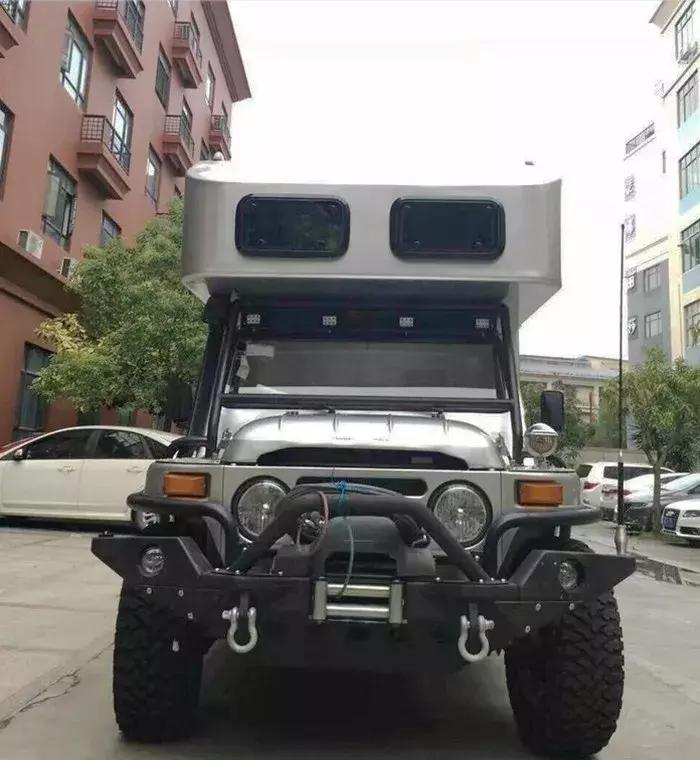 北汽212四驱升顶房车,北汽212越野拖挂房车