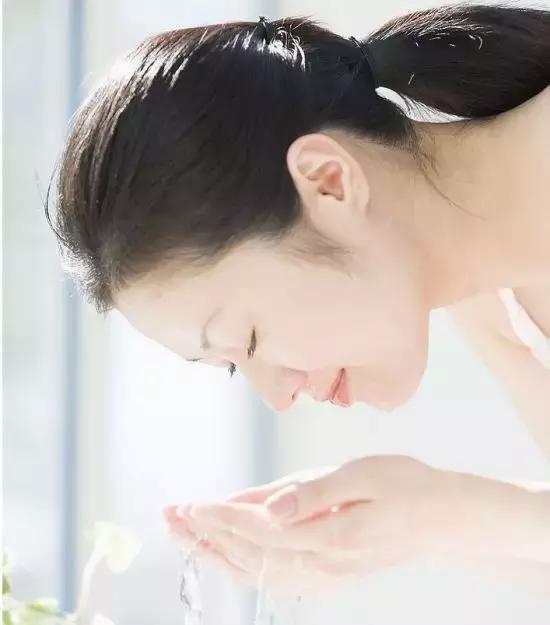 素颜女神护肤产品,不老女神赵雅芝推荐的护肤神器