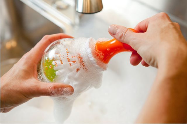 乳头大的妈妈如何挑选吸奶器,挑选合适口径的吸奶器