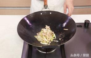 东北葱爆牛肉的正确做法,老东北美食葱爆肉片