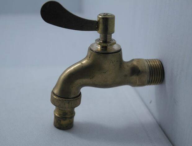 冷热水龙头铜的好还是不锈钢的好,自来水龙头黄铜好不锈钢好