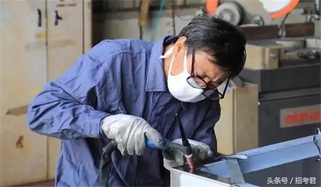 过了北大分数线后被调剂冷门专业,被南京大学调剂到冷门专业怎么办