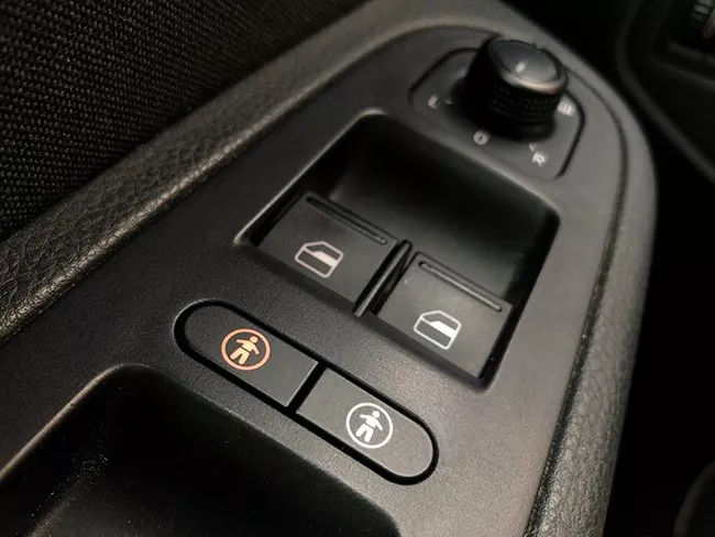 「侃友聊爱车」大众夏朗车主客观评述爱车优点与缺点