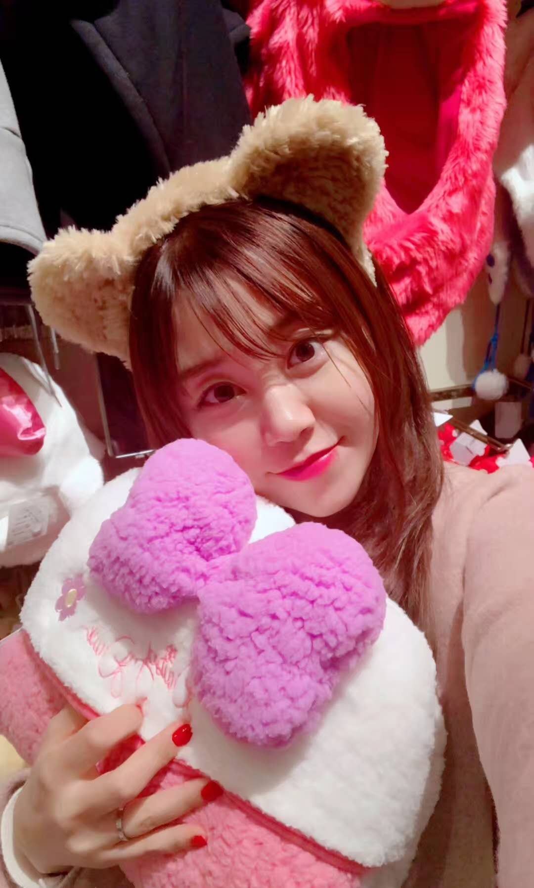 因足球结缘,天下有情人终成眷属,足球是圆的!