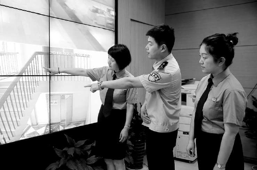 培训机构教师多次猥亵儿童获刑,小学老师猥亵9名儿童获刑10年